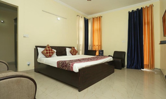 Gomti Nagar Apartment | OYO 5285 Apartment Impact Associates