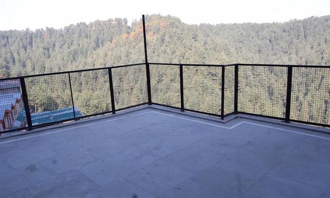 Hazratganj Resort | Private room ∙ 2 guests