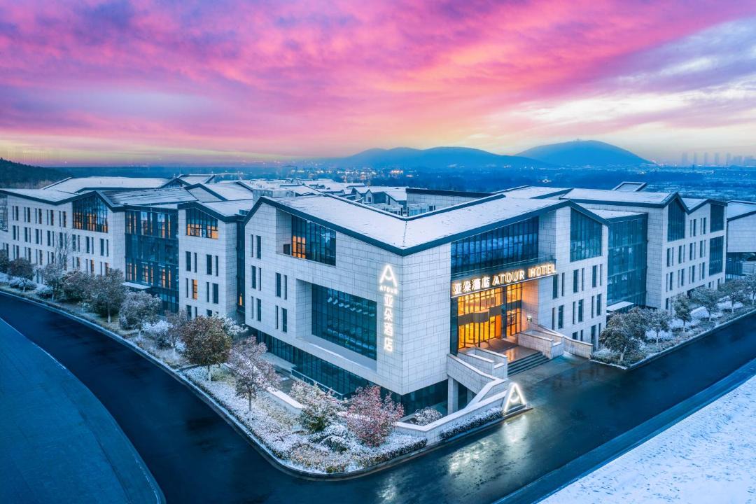 Chapeng Hotel | Atour Hotel Xuzhou Yunlong Lake Zhushan Scenic Area