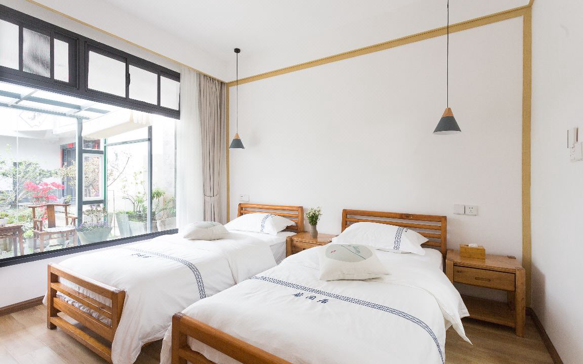 Photo of Bedroom in Dali Ancient Town