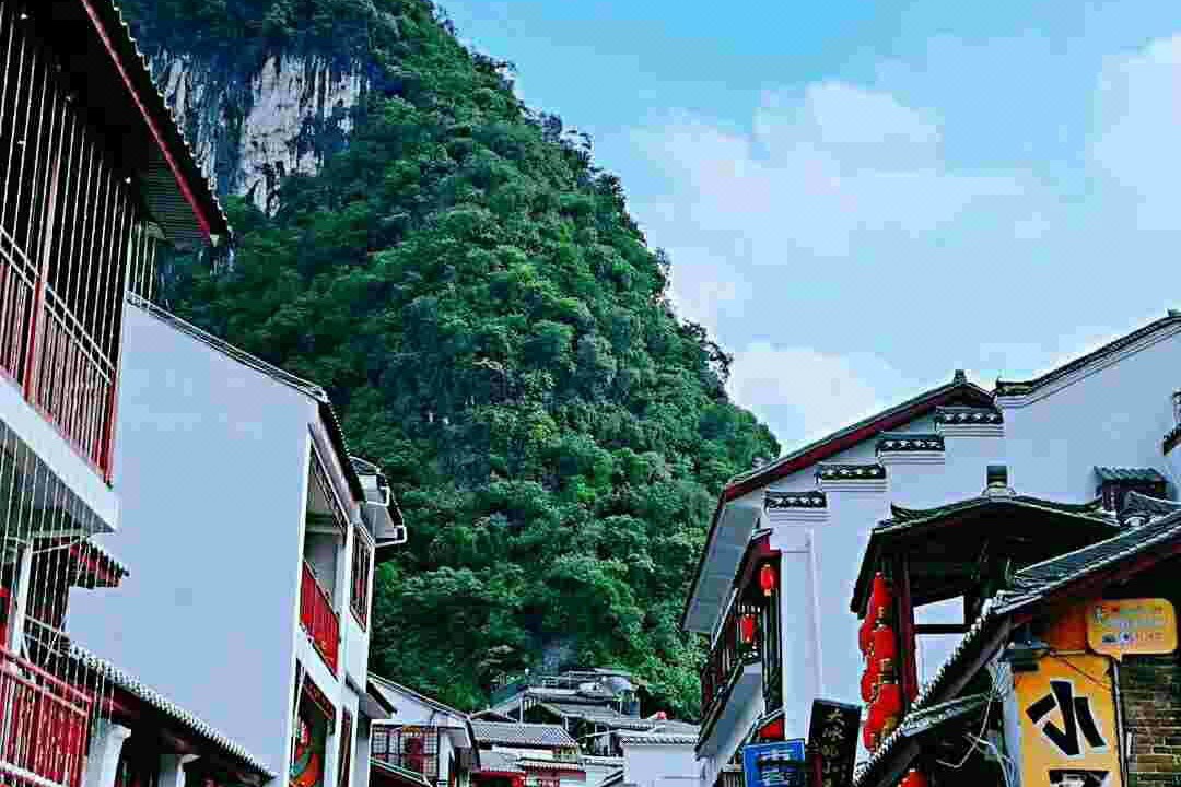 Photo of Buildings in Yangshuo