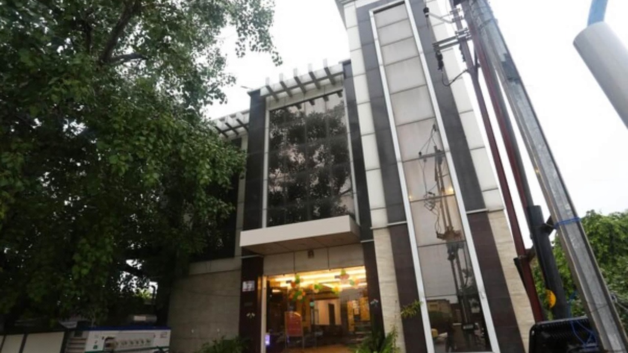 Photo of Buildings in Sikandra