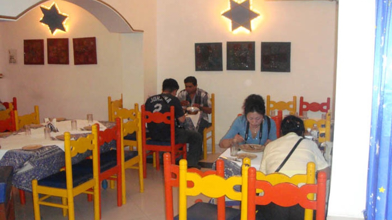 Photo of Livingroom in Taj Ganj