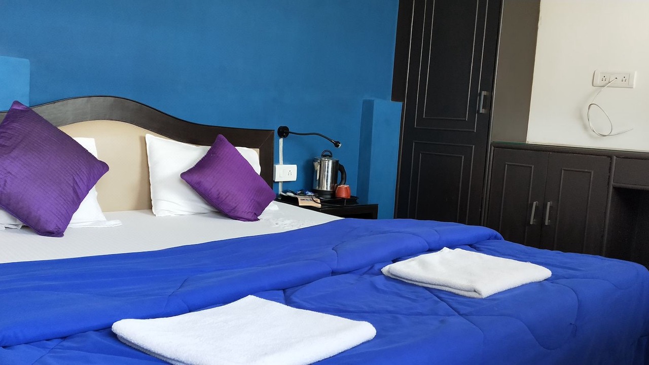 Photo of Bedroom in Taj Ganj