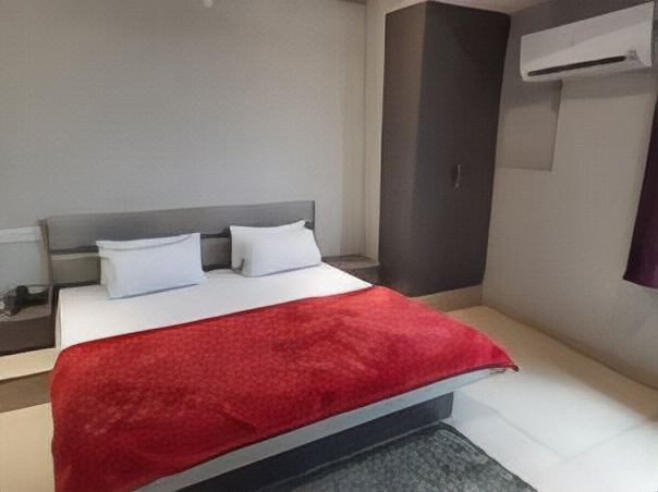 Photo of Bedroom in Sualkuchi