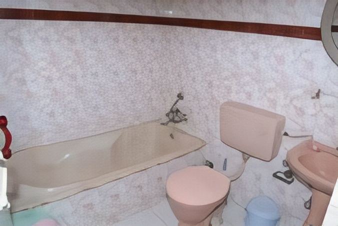 Photo of Bathroom in Taj Ganj