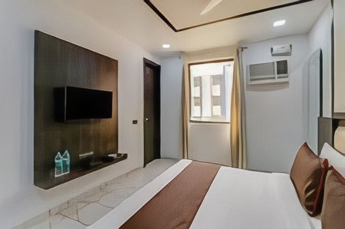 Photo of Bedroom in Taj Ganj