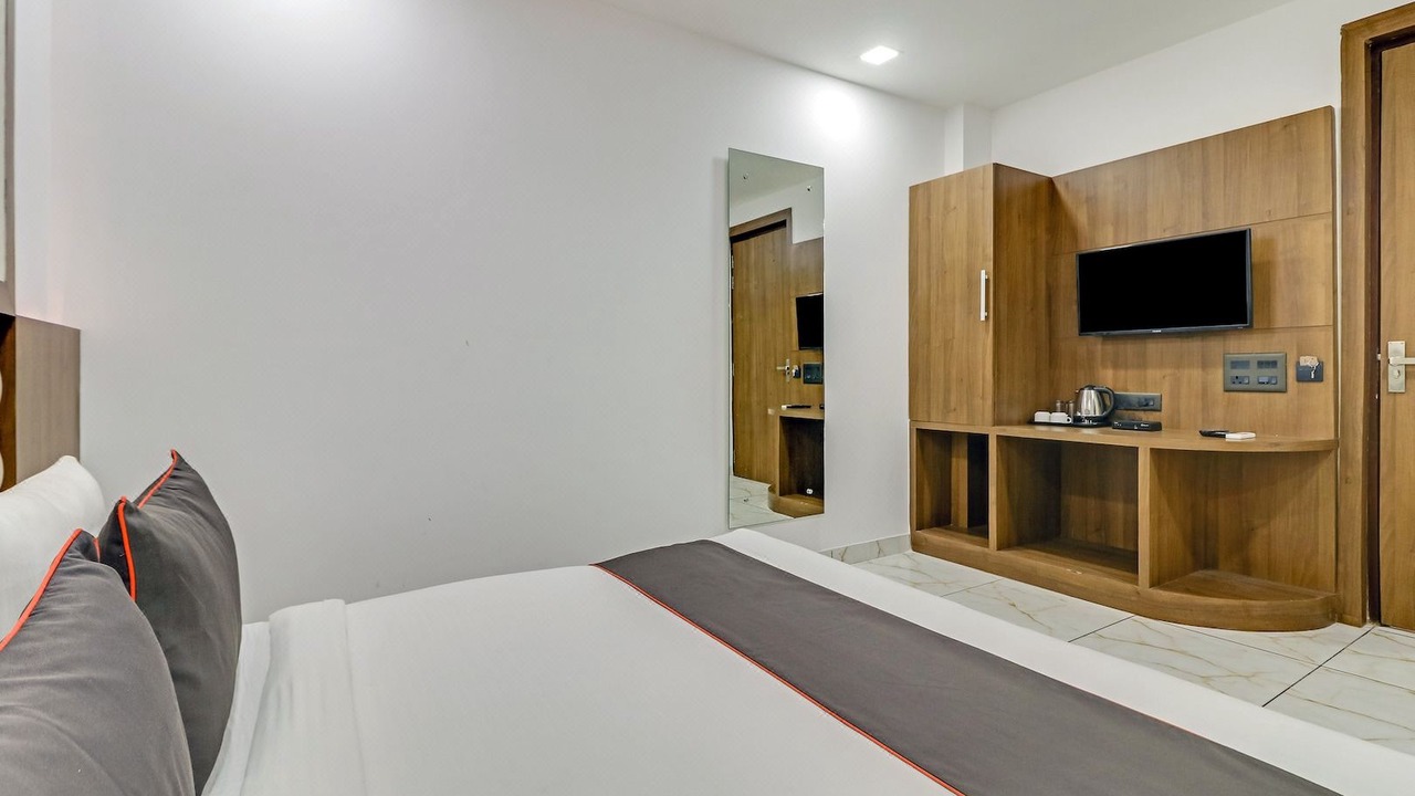 Photo of Bedroom in Taj Ganj