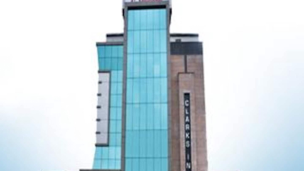 Photo of Buildings in Kaushambi