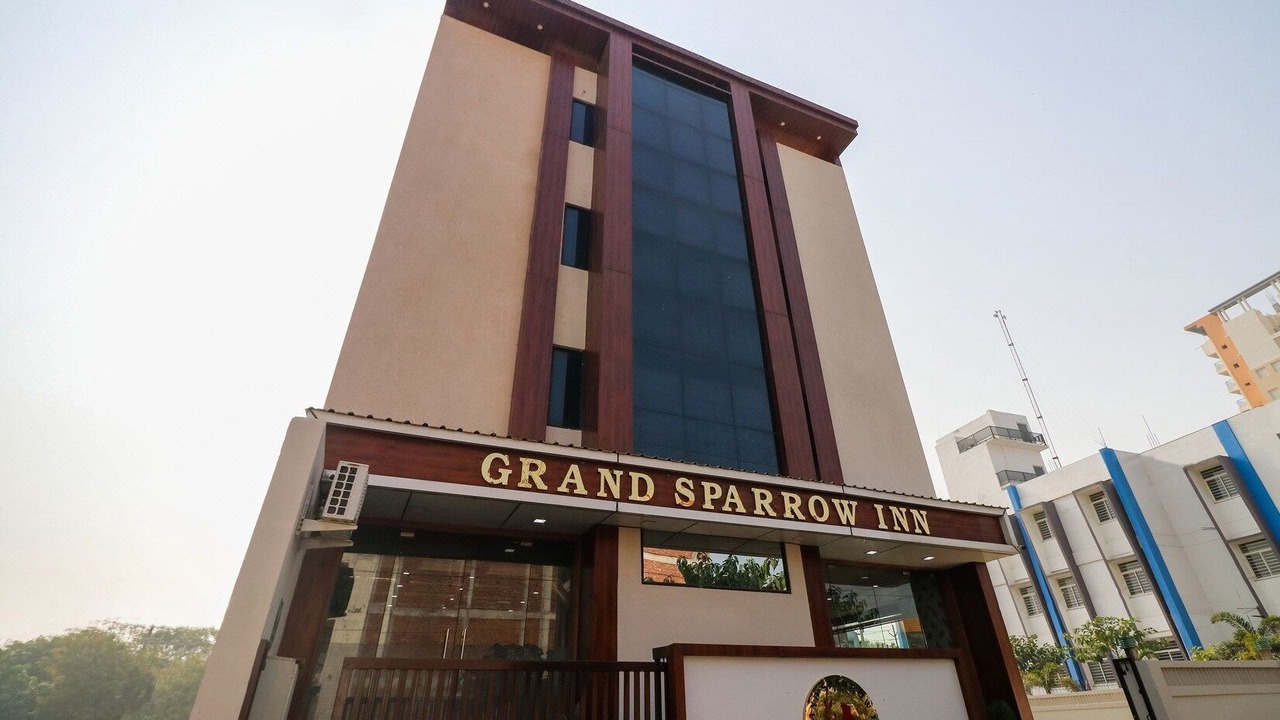 Photo of Buildings in Taj Ganj