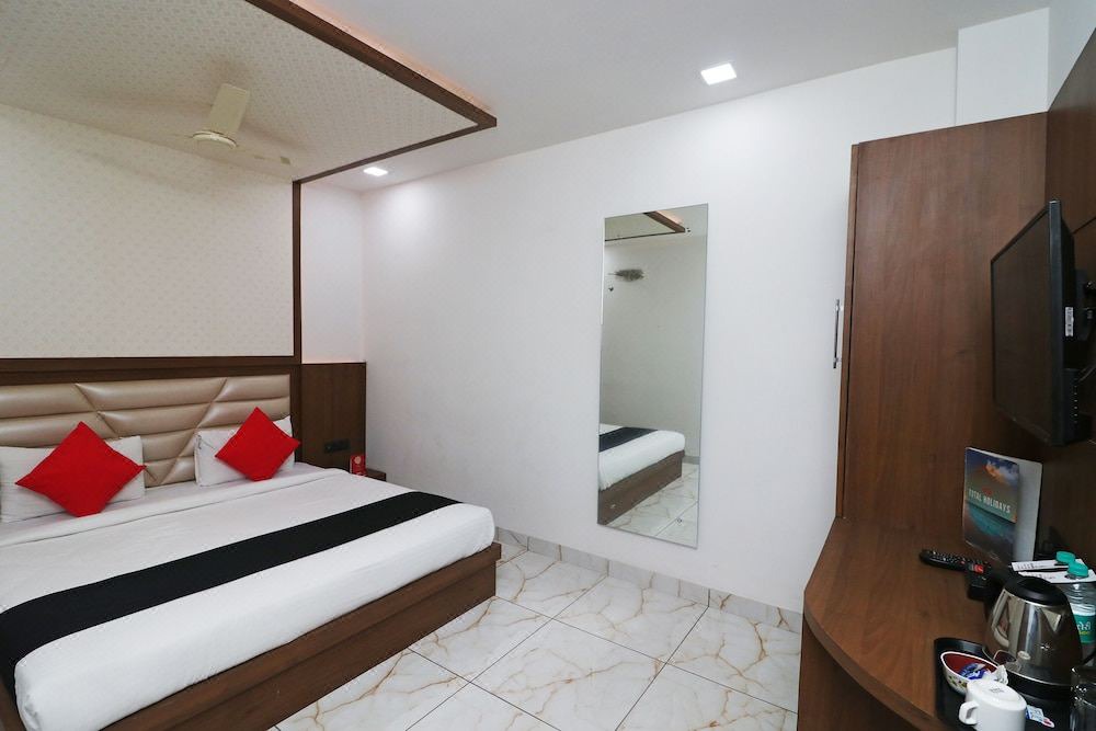 Photo of Bedroom in Taj Ganj