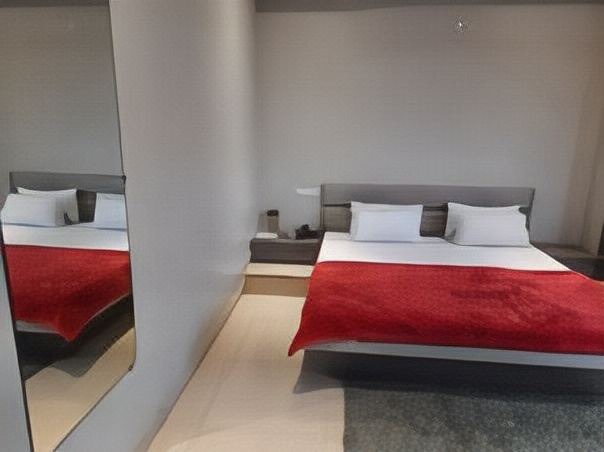 Photo of Bedroom in Sualkuchi