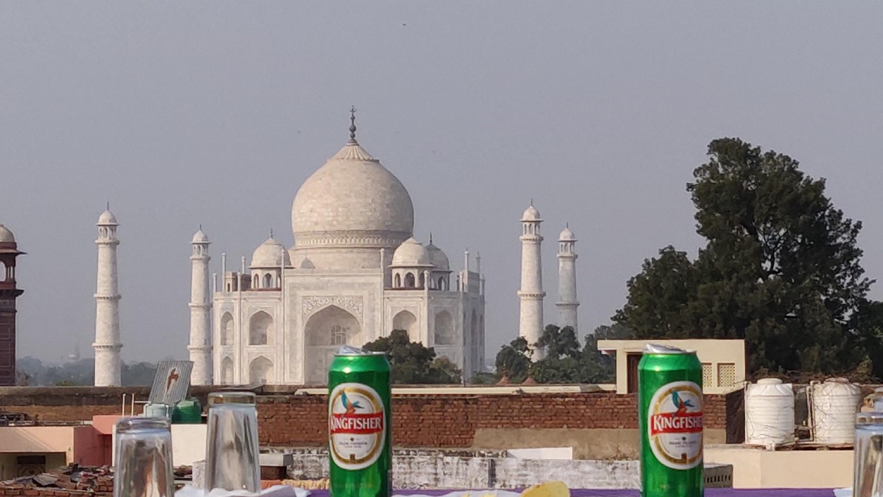 Photo of Livingroom in Taj Ganj