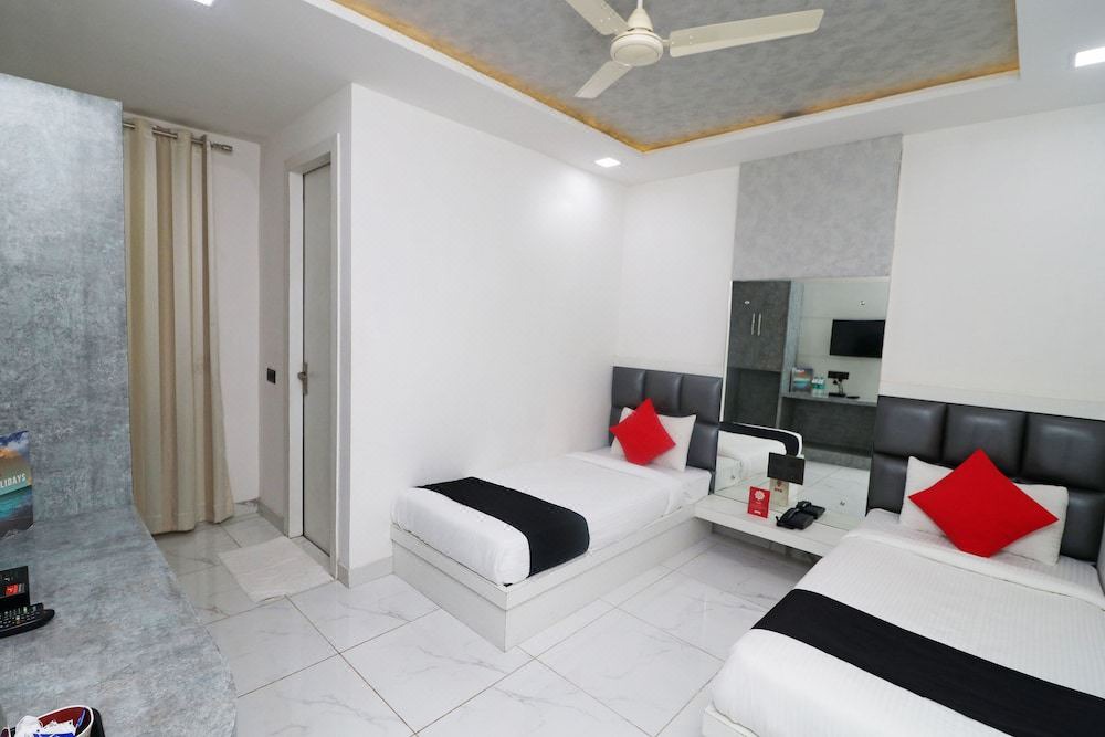 Photo of Livingroom in Taj Ganj