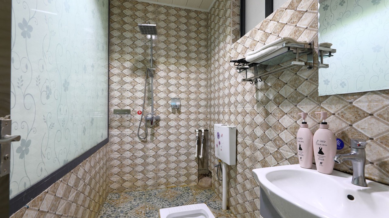 Photo of Bathroom in Dali Ancient Town