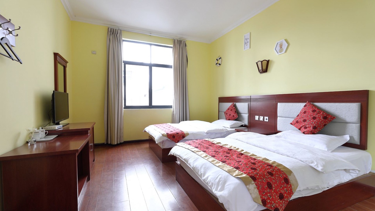 Photo of Bedroom in Dali Ancient Town