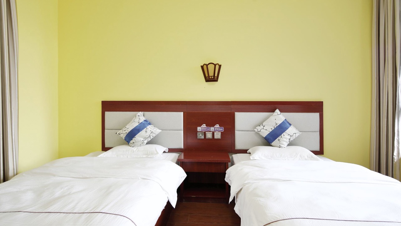 Photo of Bedroom in Dali Ancient Town