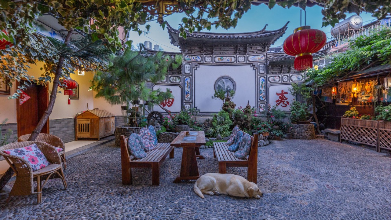 Photo of Patio Balcony in Dali Ancient Town