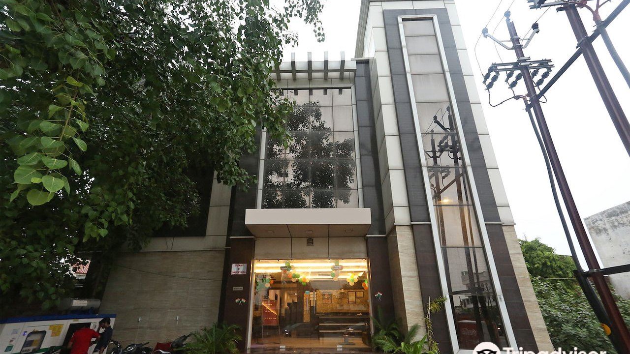 Photo of Buildings in Sikandra