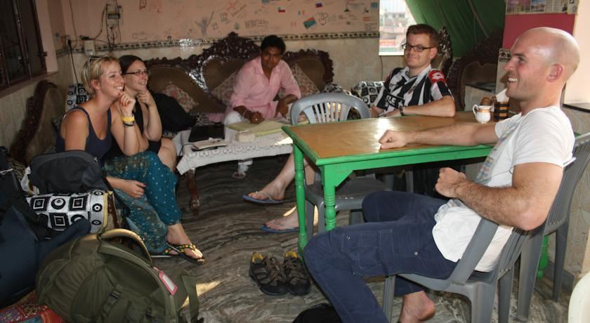 Photo of Human In Picture in Agra