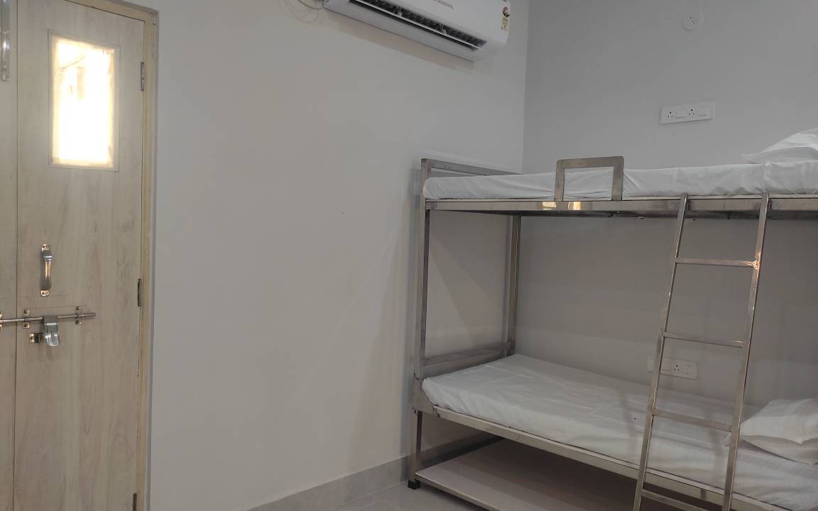 Photo of Bedroom in Mathura
