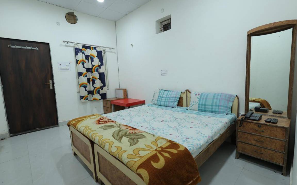 Photo of Bedroom in Mathura