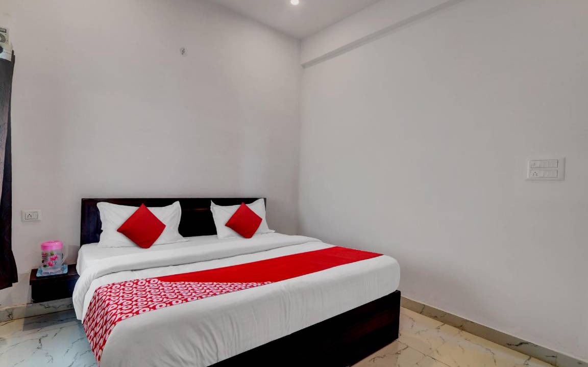 Photo of Bedroom in Mathura