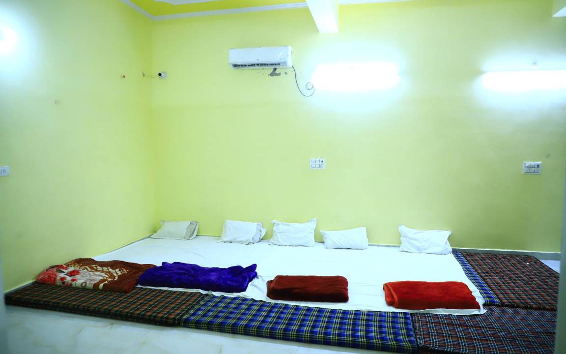 Photo of Bedroom in Mathura