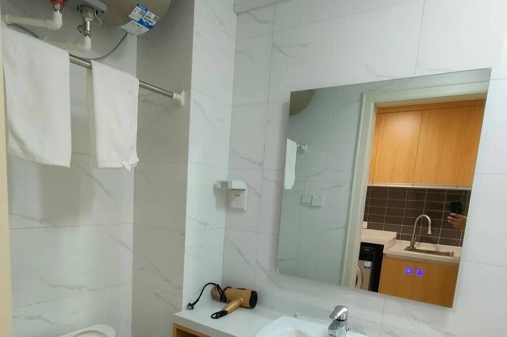 Photo of Bathroom in Donggang District