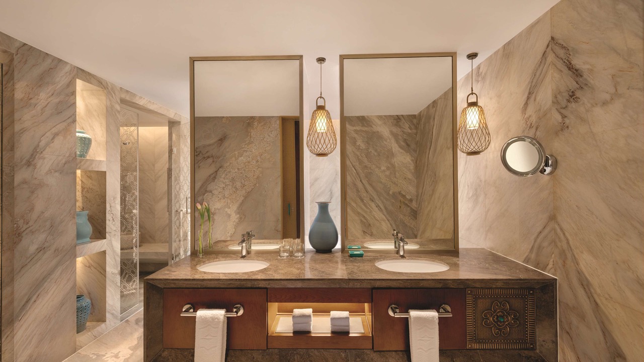 Photo of Bathroom in Chengguan District