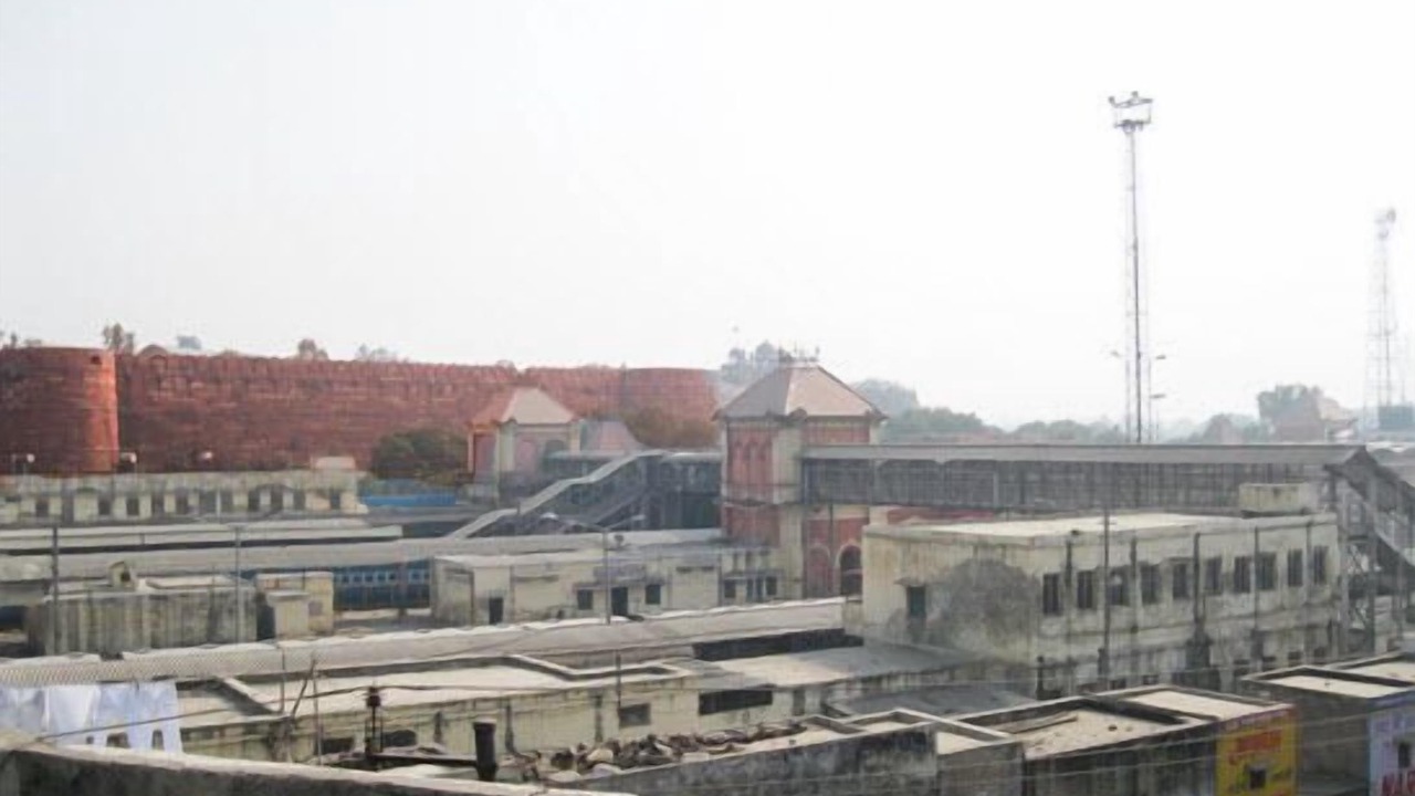 Photo of Others in Agra