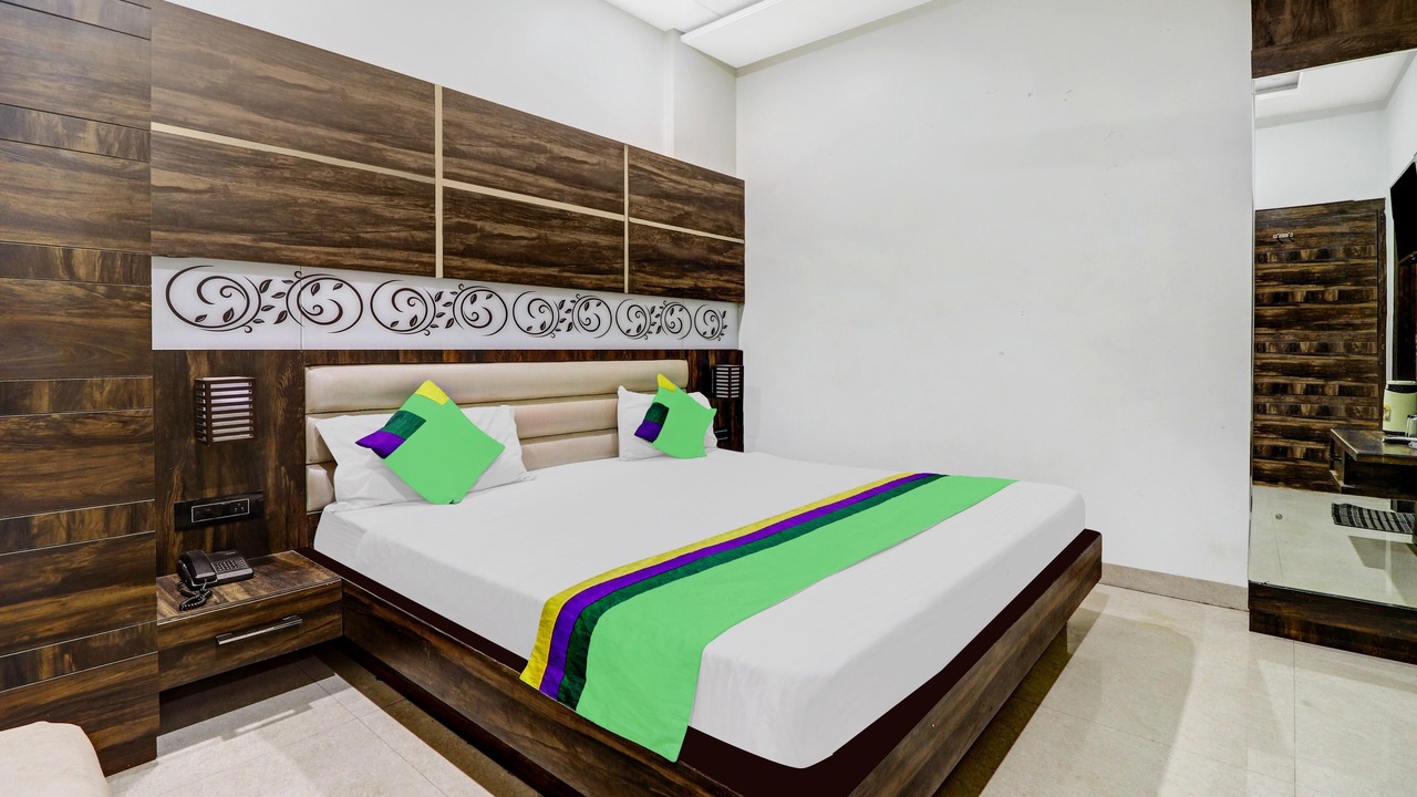 Photo of Bedroom in Mathura