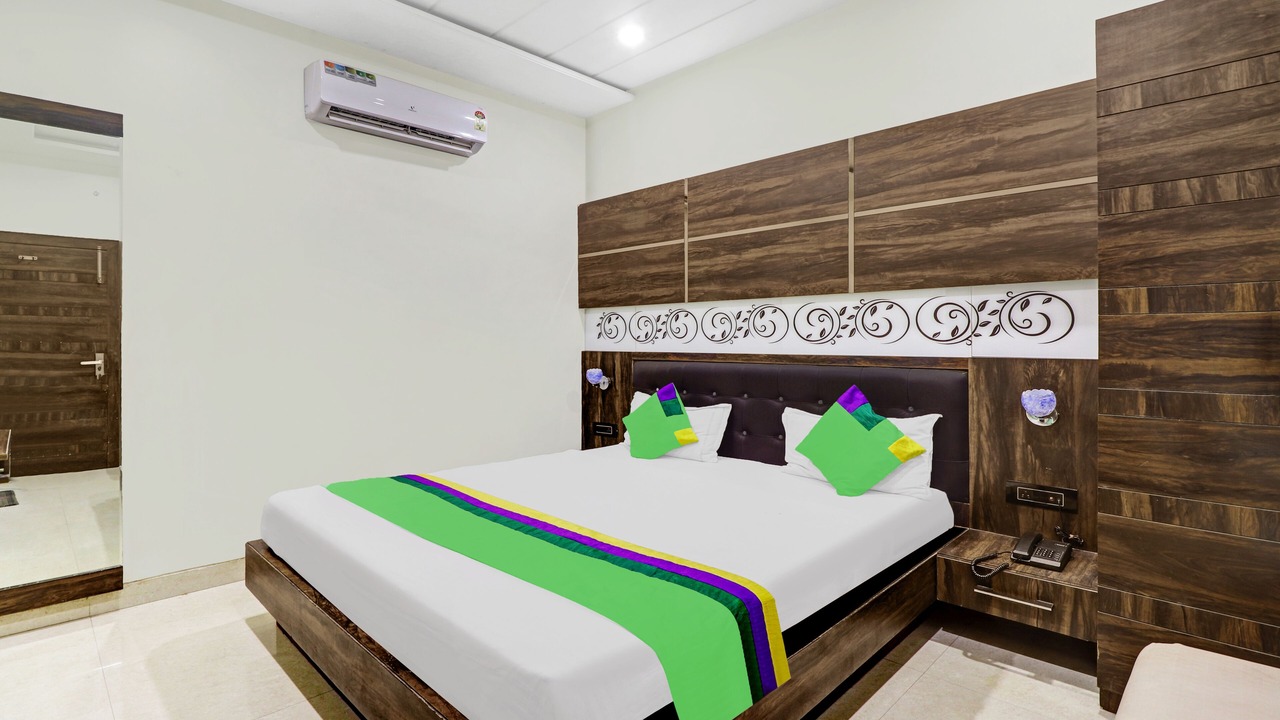 Photo of Bedroom in Mathura