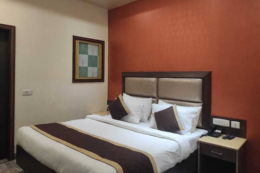 Photo of Bedroom in Aligarh