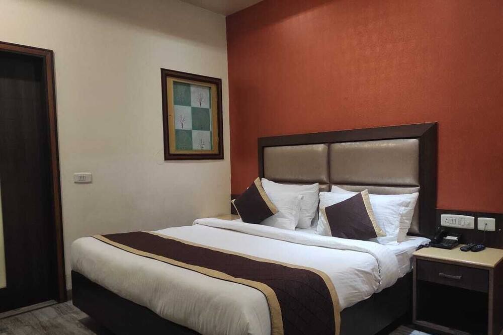 Photo of Bedroom in Aligarh