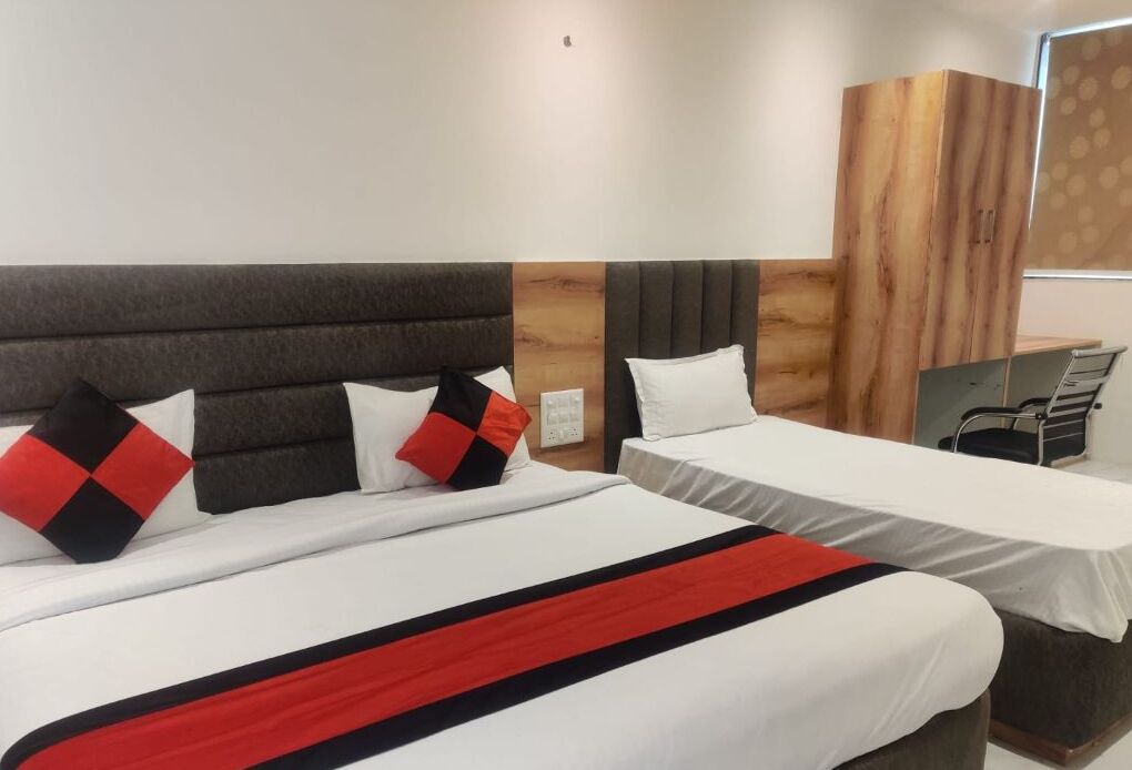 Photo of Bedroom in Taj Ganj