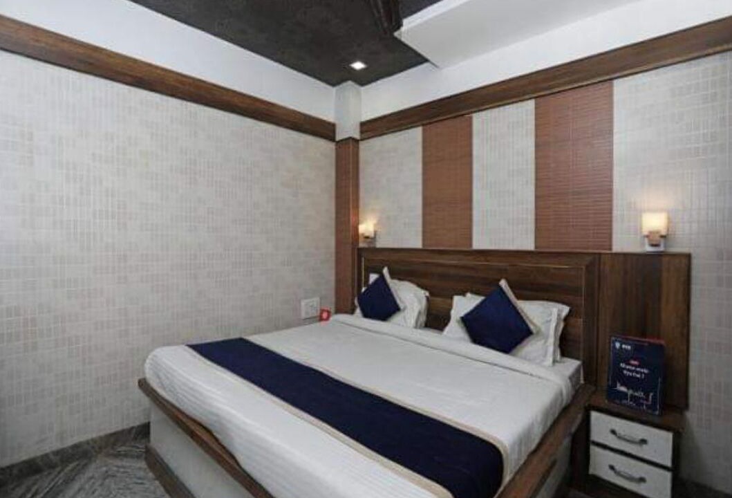 Photo of Bedroom in Taj Ganj