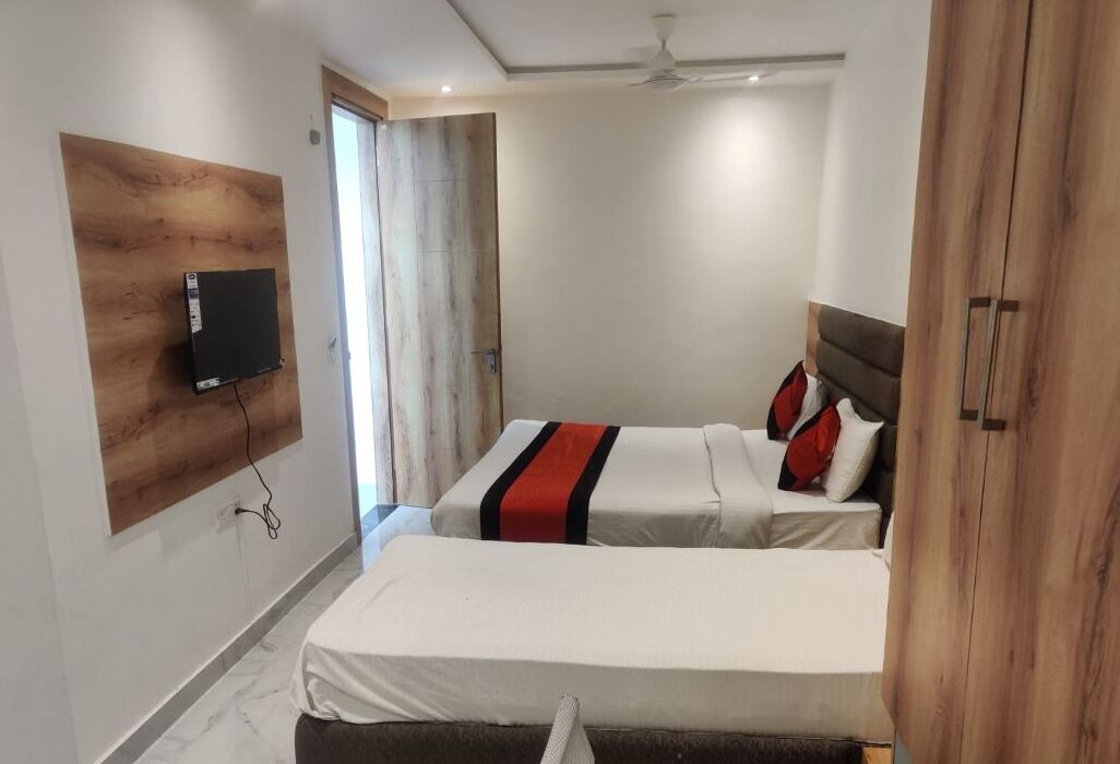 Photo of Bedroom in Taj Ganj