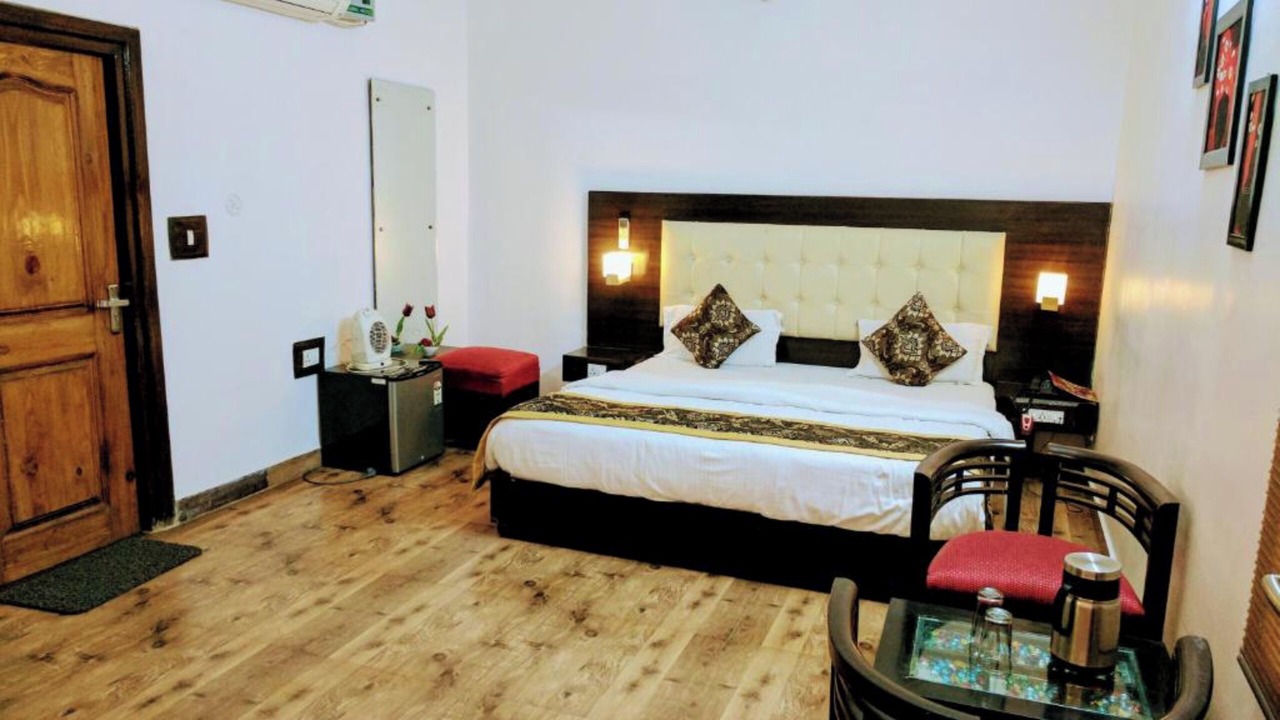 Photo of Bedroom in Charbagh