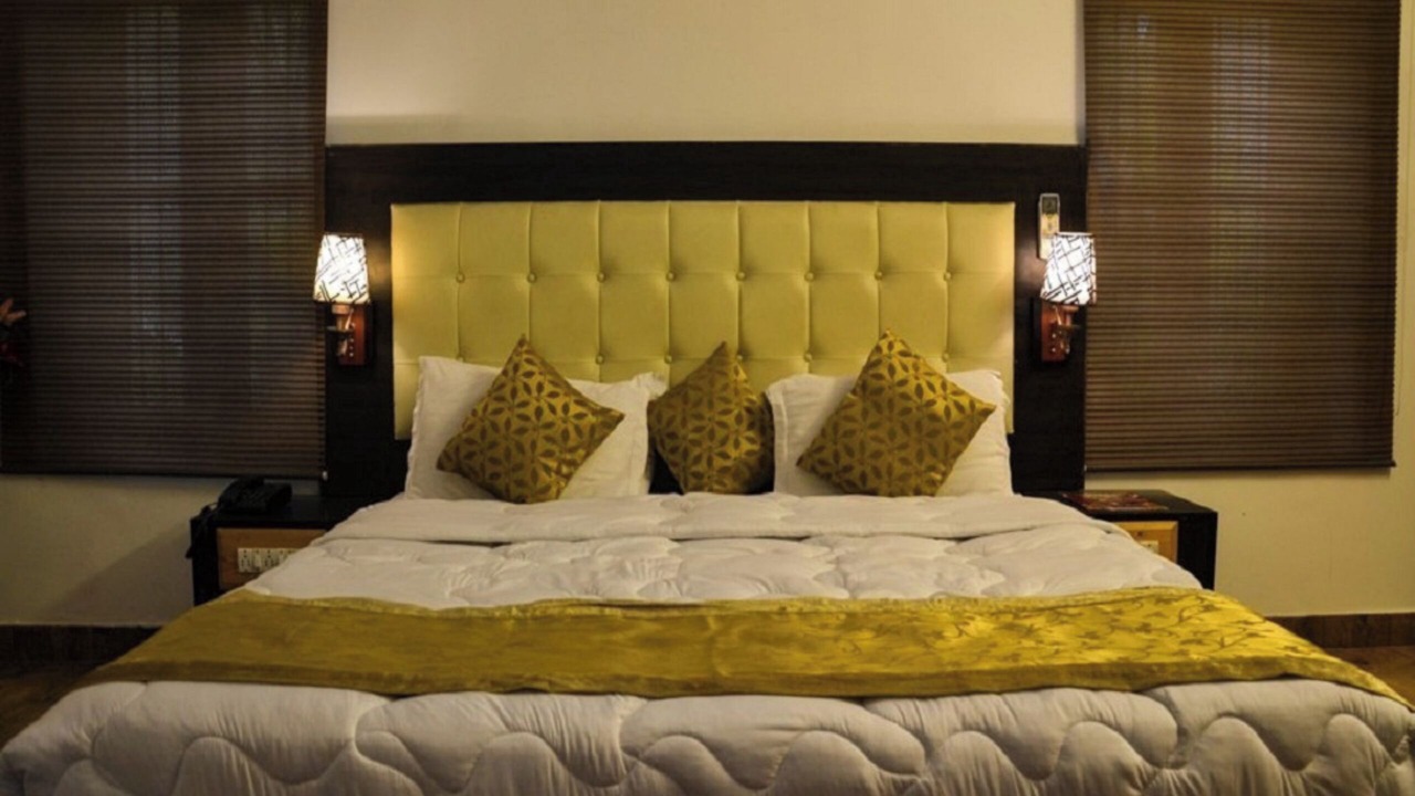 Photo of Bedroom in Charbagh
