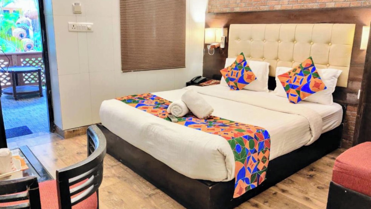 Photo of Bedroom in Charbagh