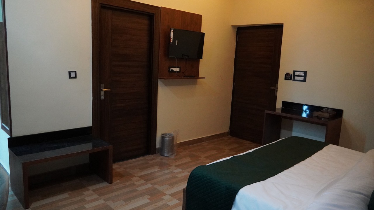 Photo of Bedroom in Sadabad