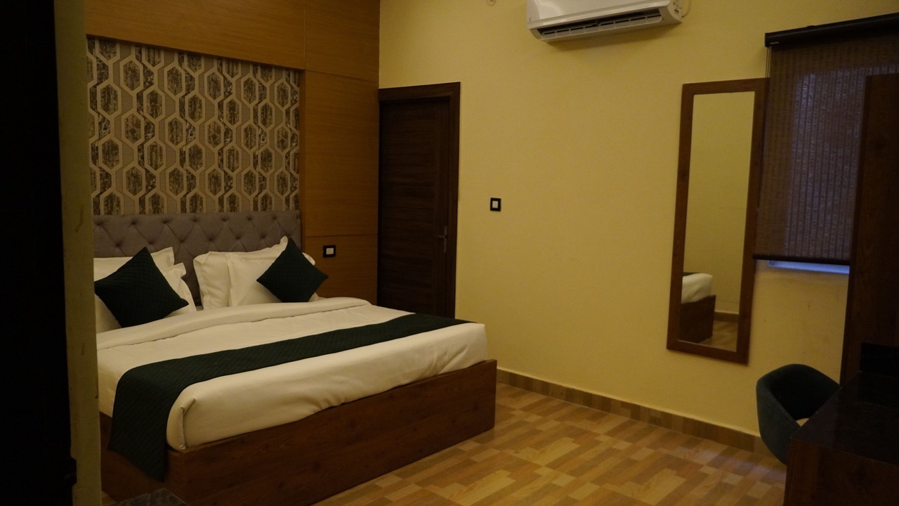 Photo of Bedroom in Sadabad
