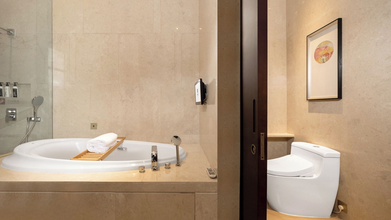 Photo of Bathroom in Yueyanglou District
