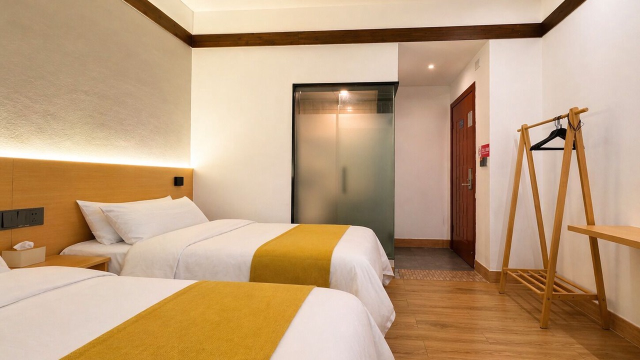 Photo of Bedroom in Fenghuang