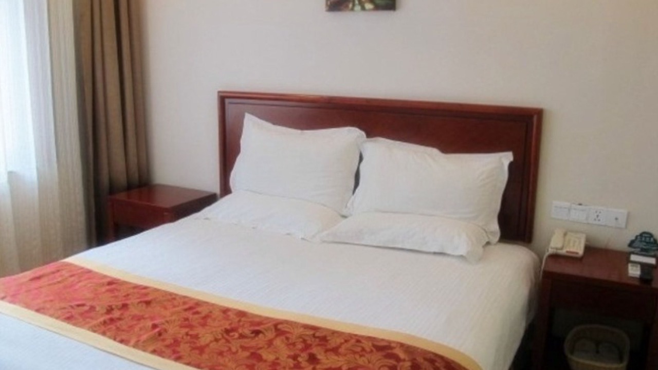 Photo of Bedroom in Runzhou Qu