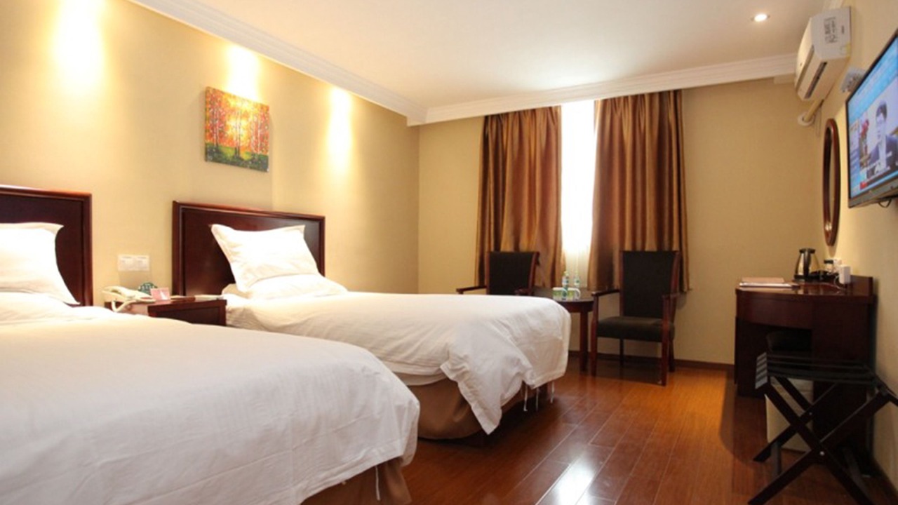 Photo of Bedroom in Runzhou Qu