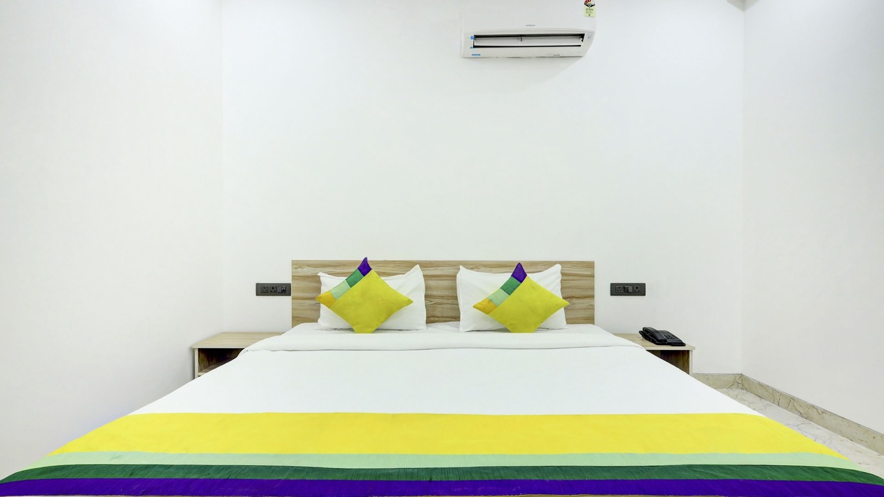 Photo of Bedroom in Sector 27