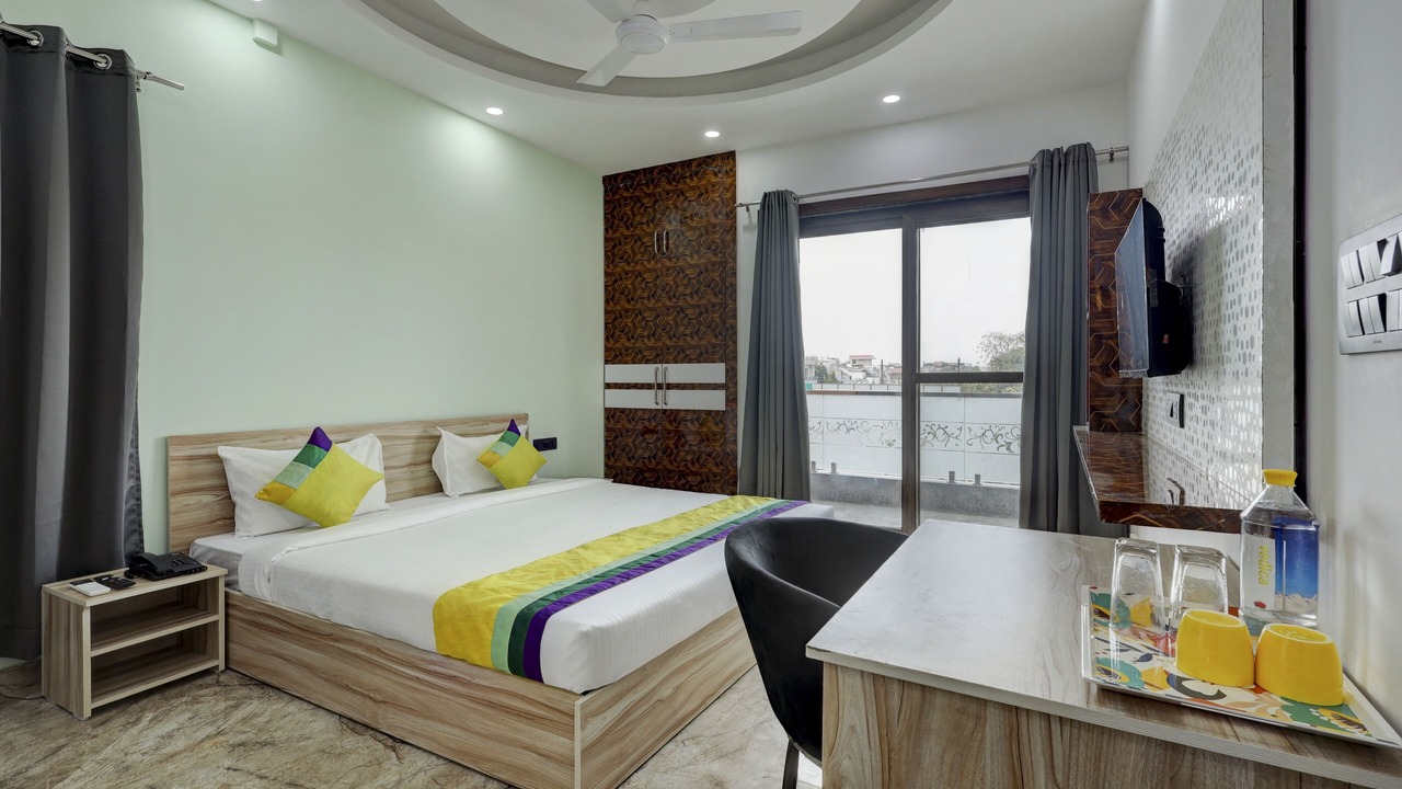 Photo of Bedroom in Sector 27