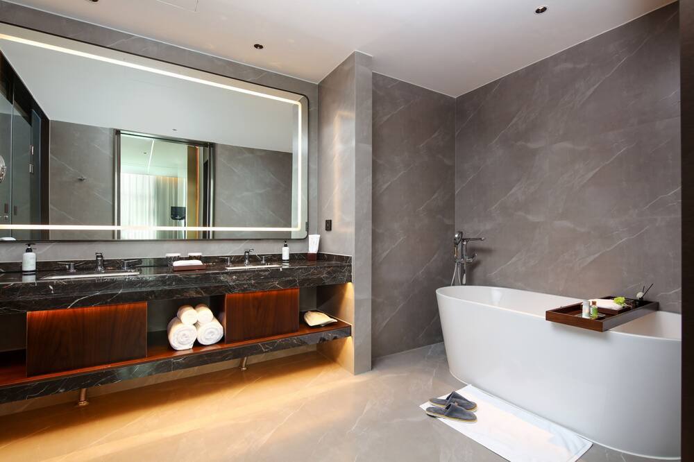 Photo of Bathroom in Qingbaijiang